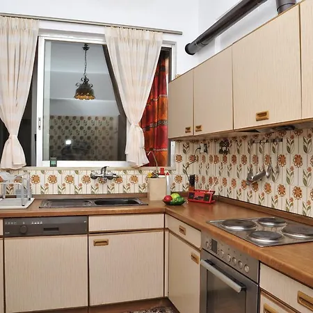 Apartman Froso On The *
